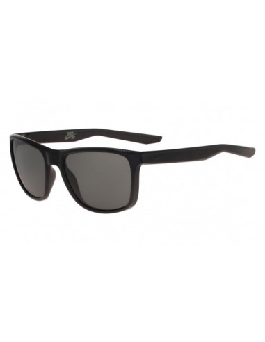 Nike UNREST EV0921 Sunglasses chez Cornerstreet bien 